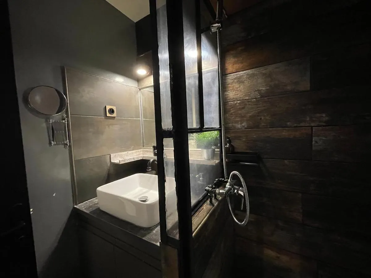 Joli Studio Ensolleille Cavalaire-sur-Mer